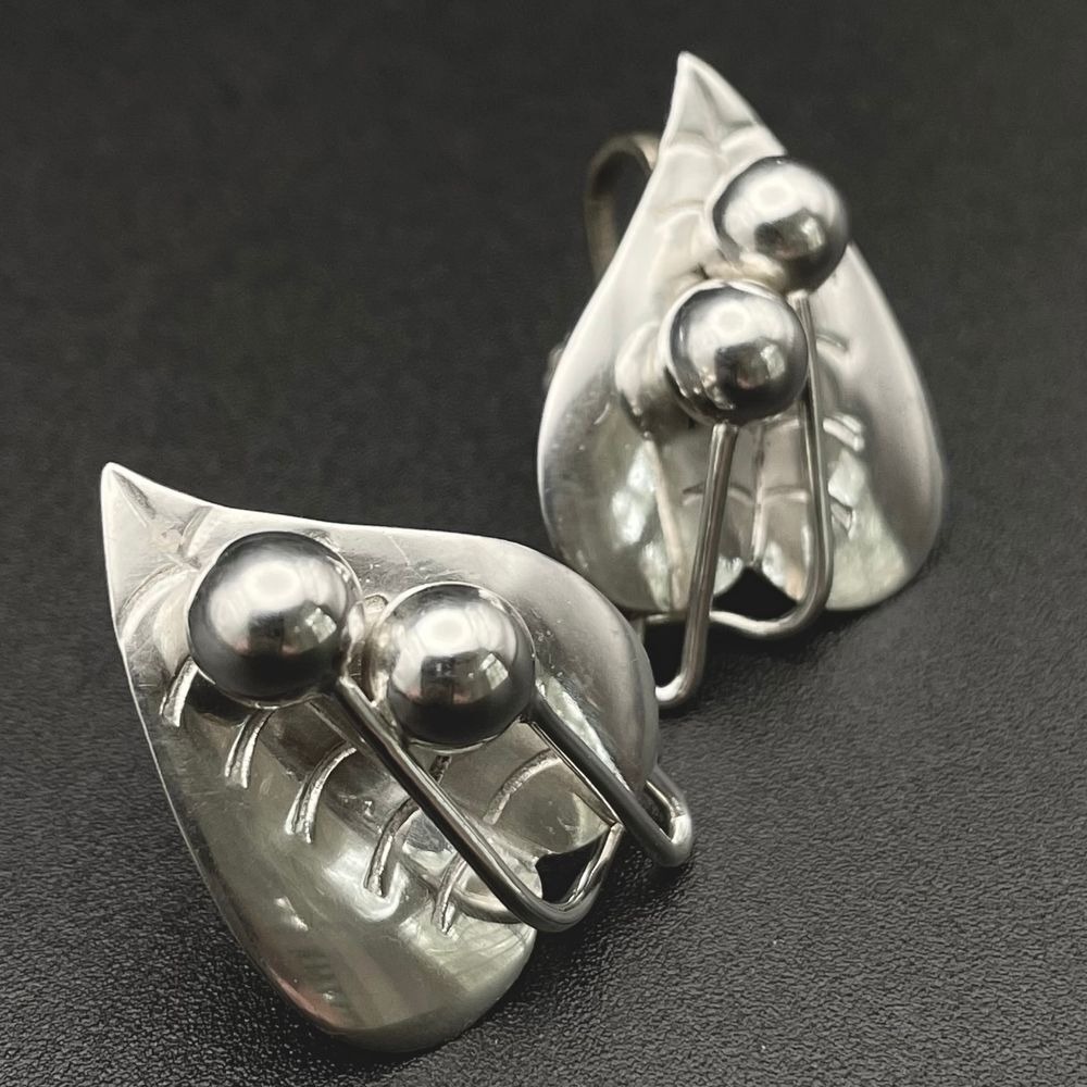 Vtg Sterling DF Mexico ETD Modern Leaf and Berry Earrings Signed Screw Back - Picture 2 of 5